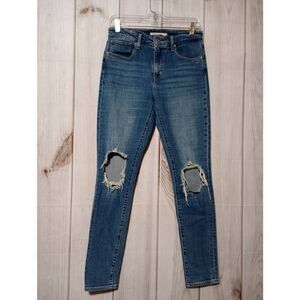 Levi's Jeans Ladies 28 721 High Rise‎ Skinny Distressed